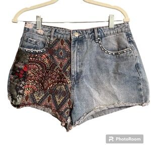 New Look Denim Mom Shorts tapestry hi rise Size 8